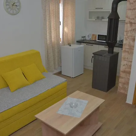 Vikendica Ceperkovic #3 *