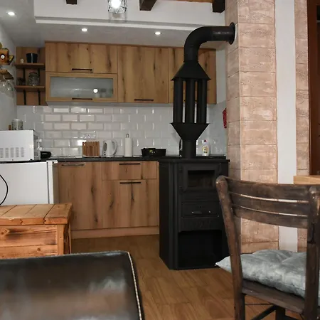 Vikendica Ceperkovic #3 بيت خشبي