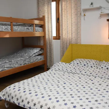 بيت خشبي Vikendica Ceperkovic #3 *