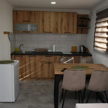 Vikendica Ceperkovic #3 كوباونيك