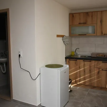 بيت خشبي Vikendica Ceperkovic #3 *